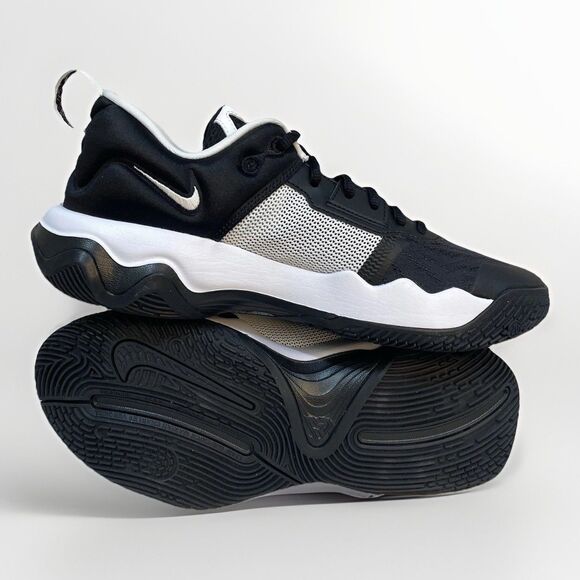 Athletic_Shoes